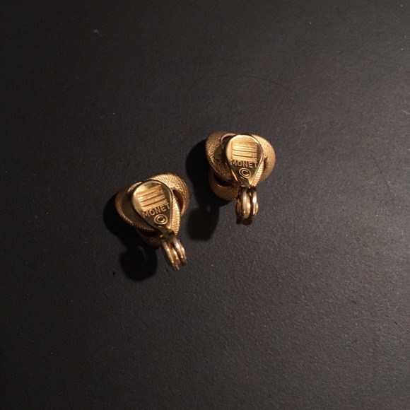 Monet Clip-On Vintage Style Matte Goldtone Knot Earrings - Picture 4 of 5
